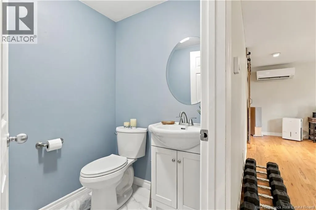 21 Mountain View Crescent