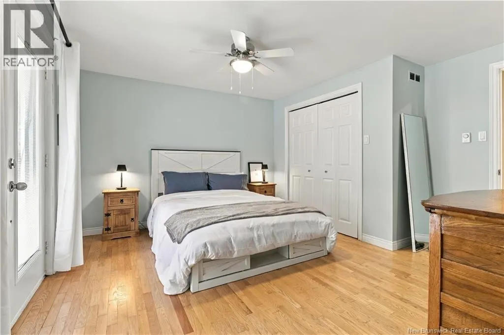 21 Mountain View Crescent