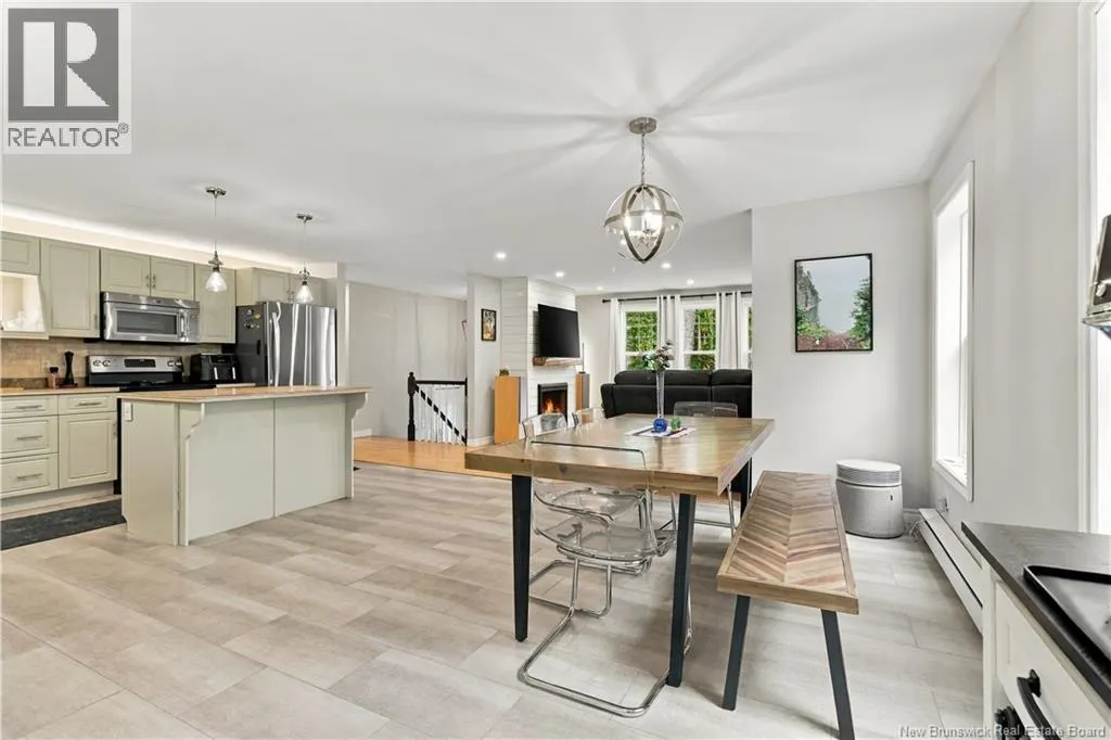21 Mountain View Crescent