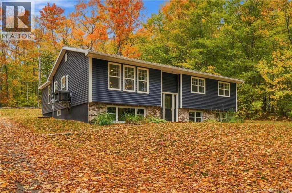 21 Mountain View Crescent