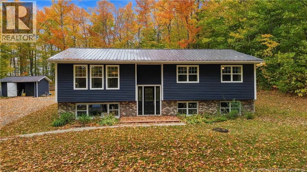 21 Mountain View Crescent