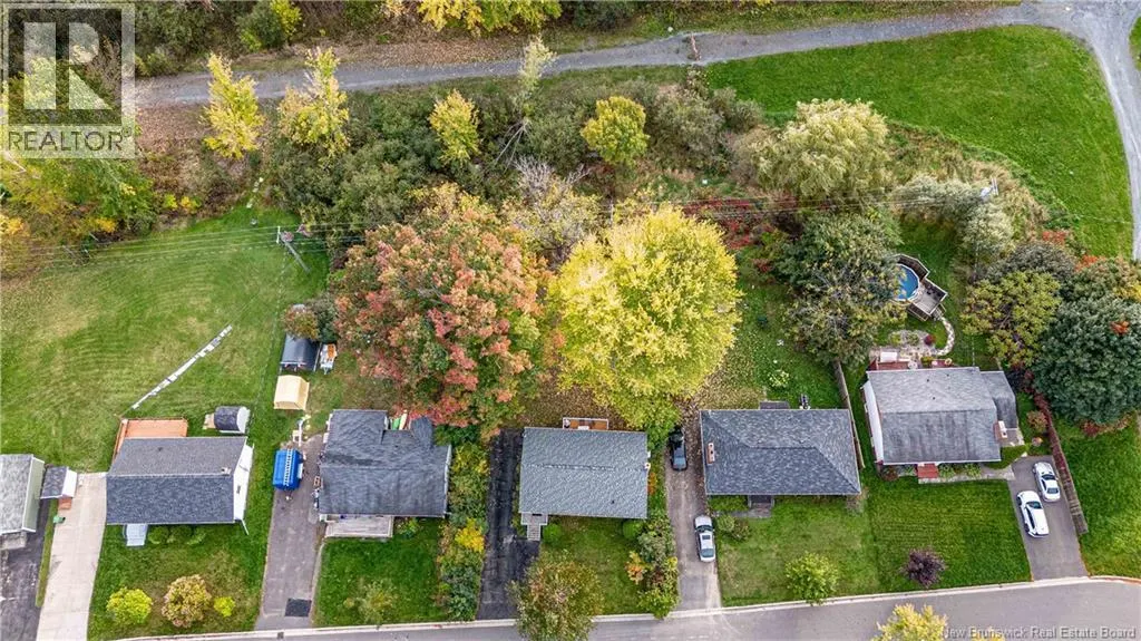 40 Hillcourt Drive