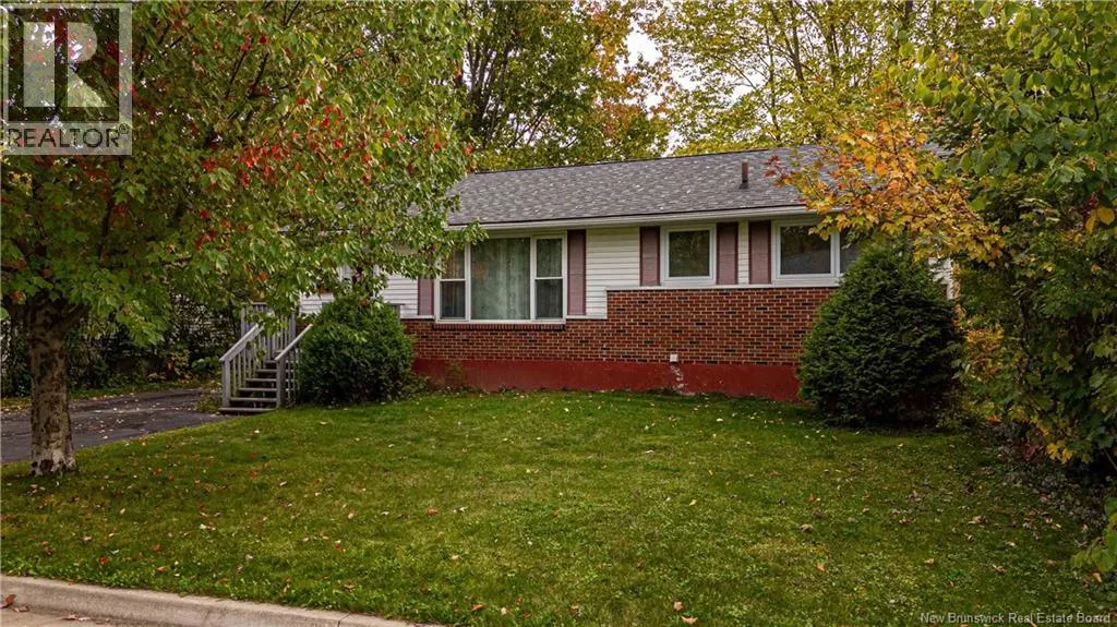 40 Hillcourt Drive