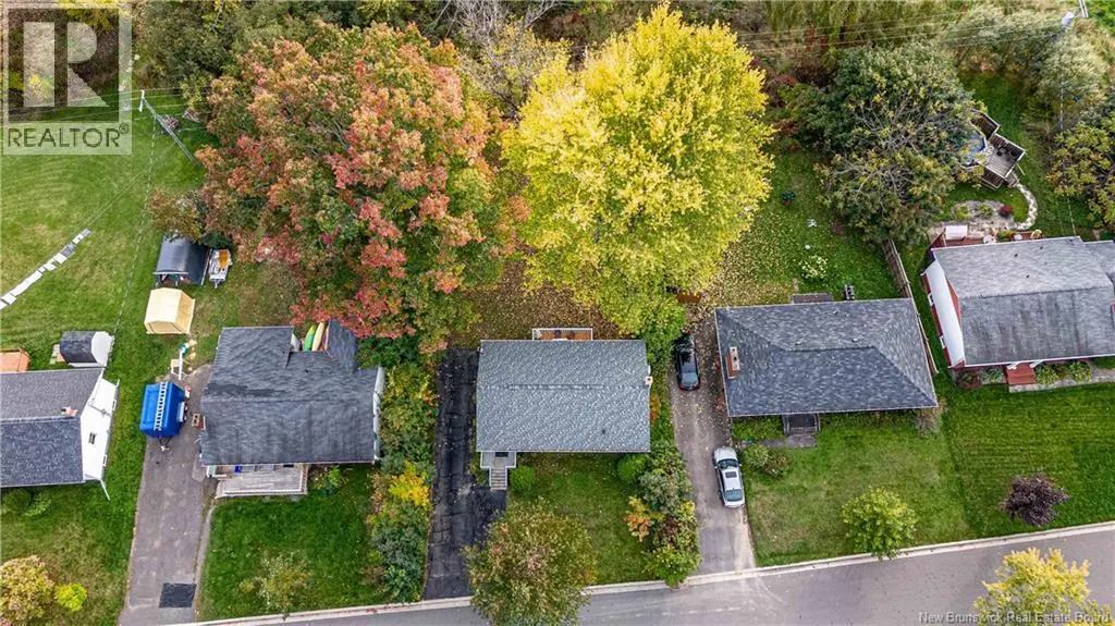 40 Hillcourt Drive