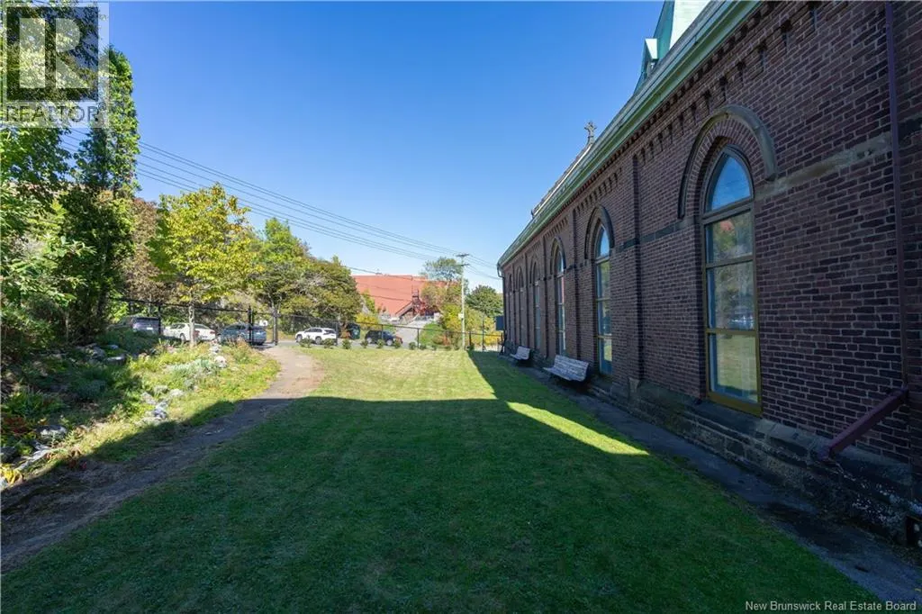 348 Rockland Road