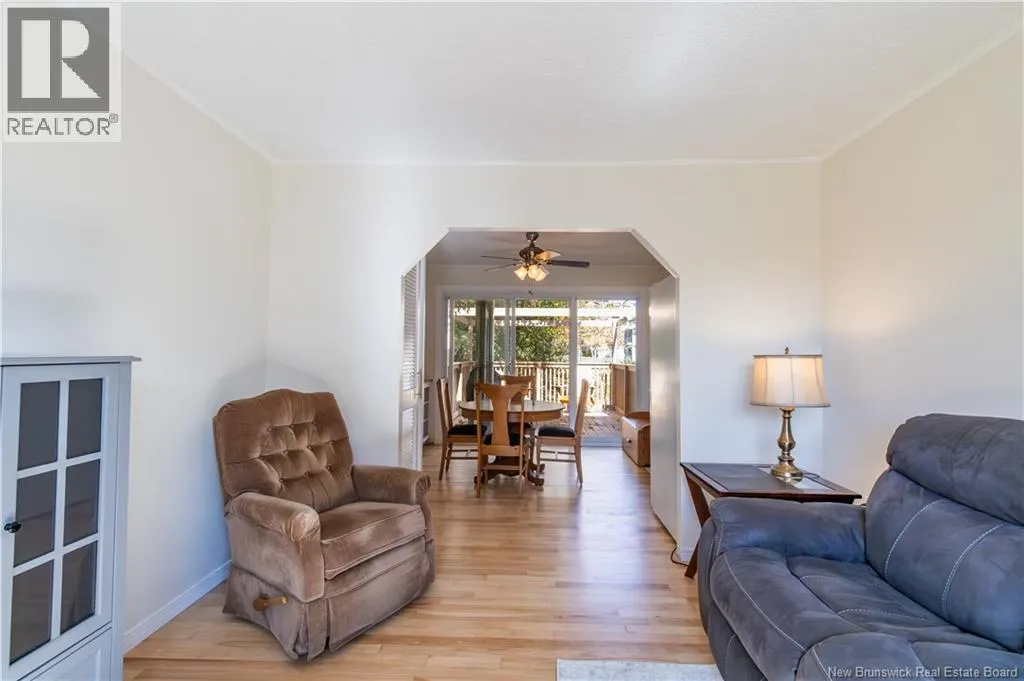 10 Birch Lane