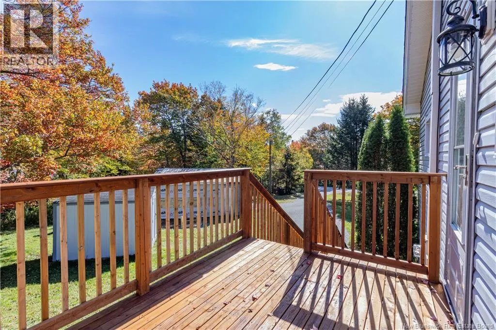 10 Birch Lane