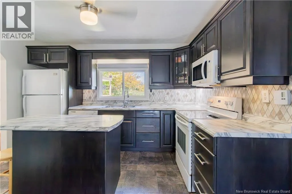 10 Birch Lane
