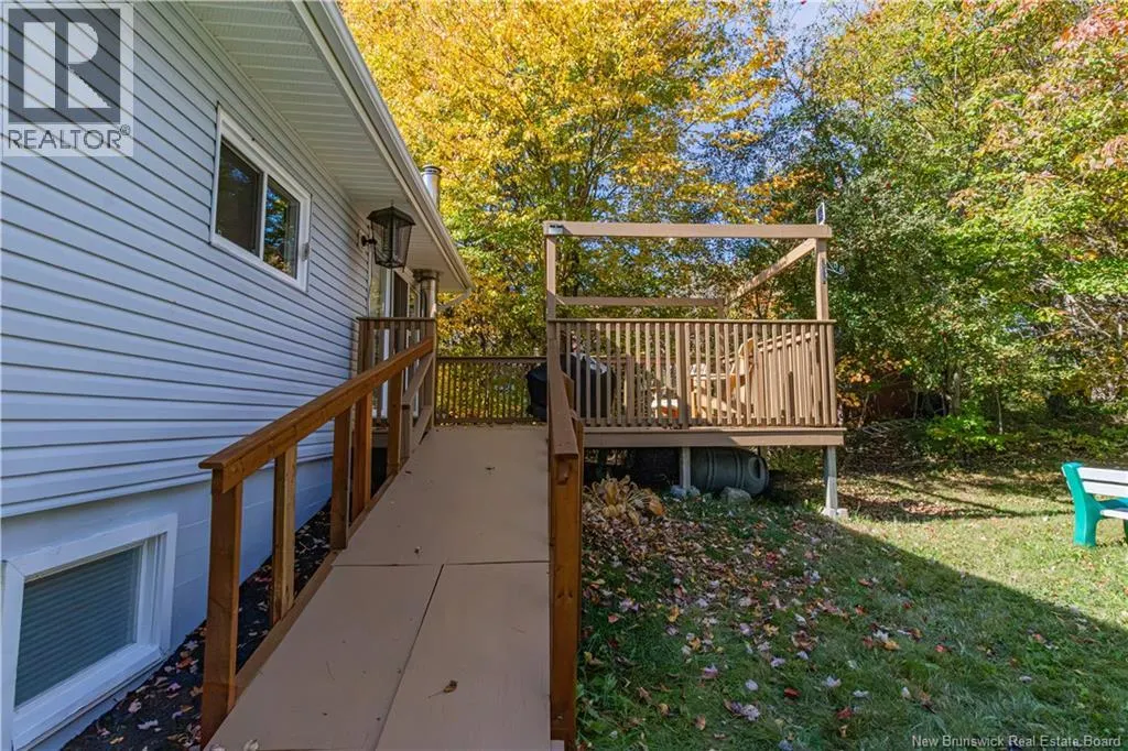 10 Birch Lane