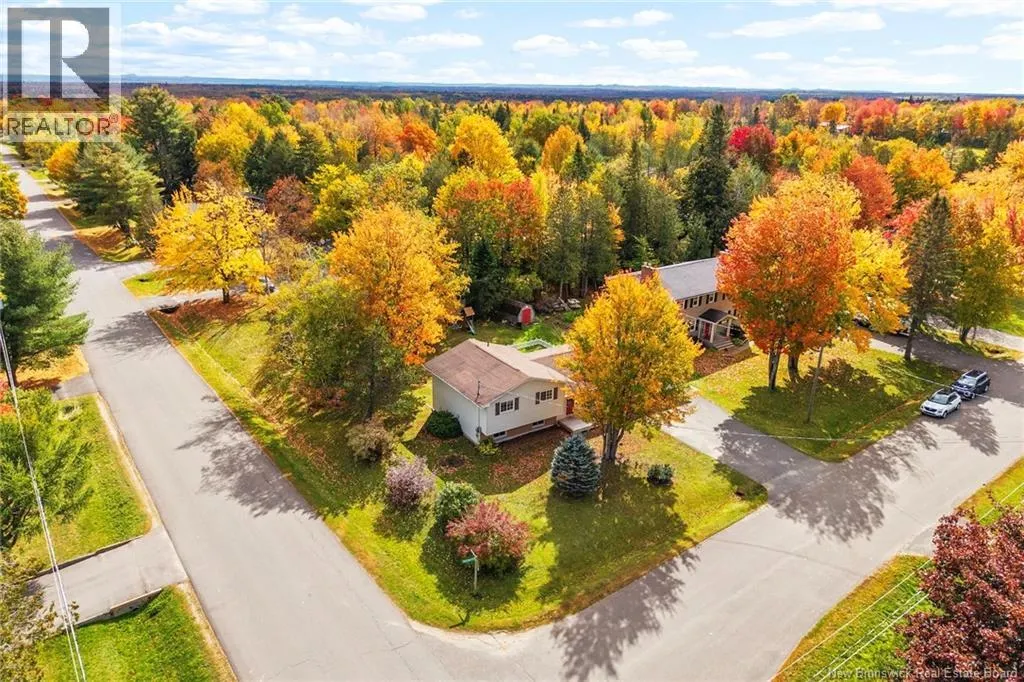 5 Deer Lane