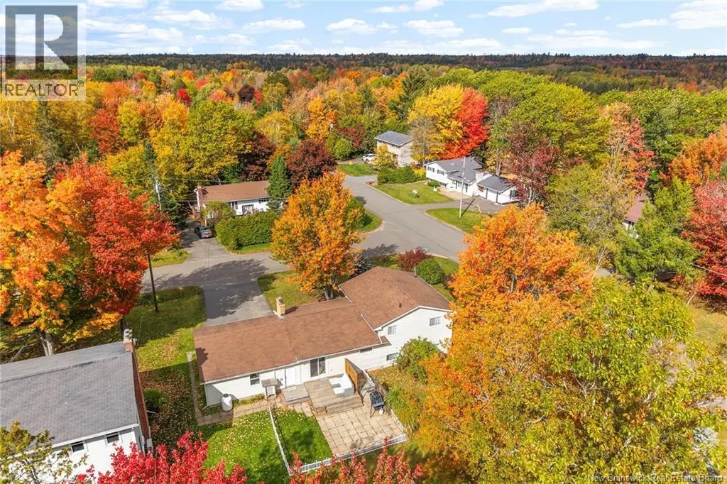 5 Deer Lane