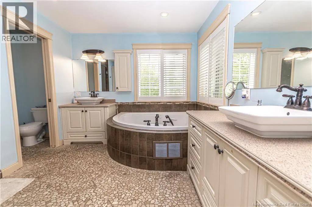 76 Island View Drive