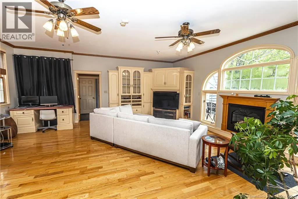 76 Island View Drive