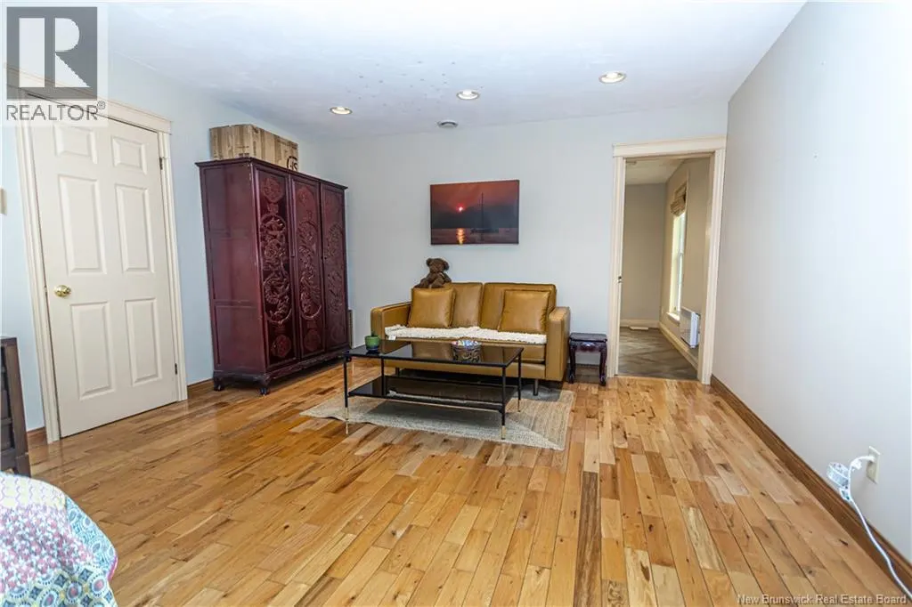76 Island View Drive