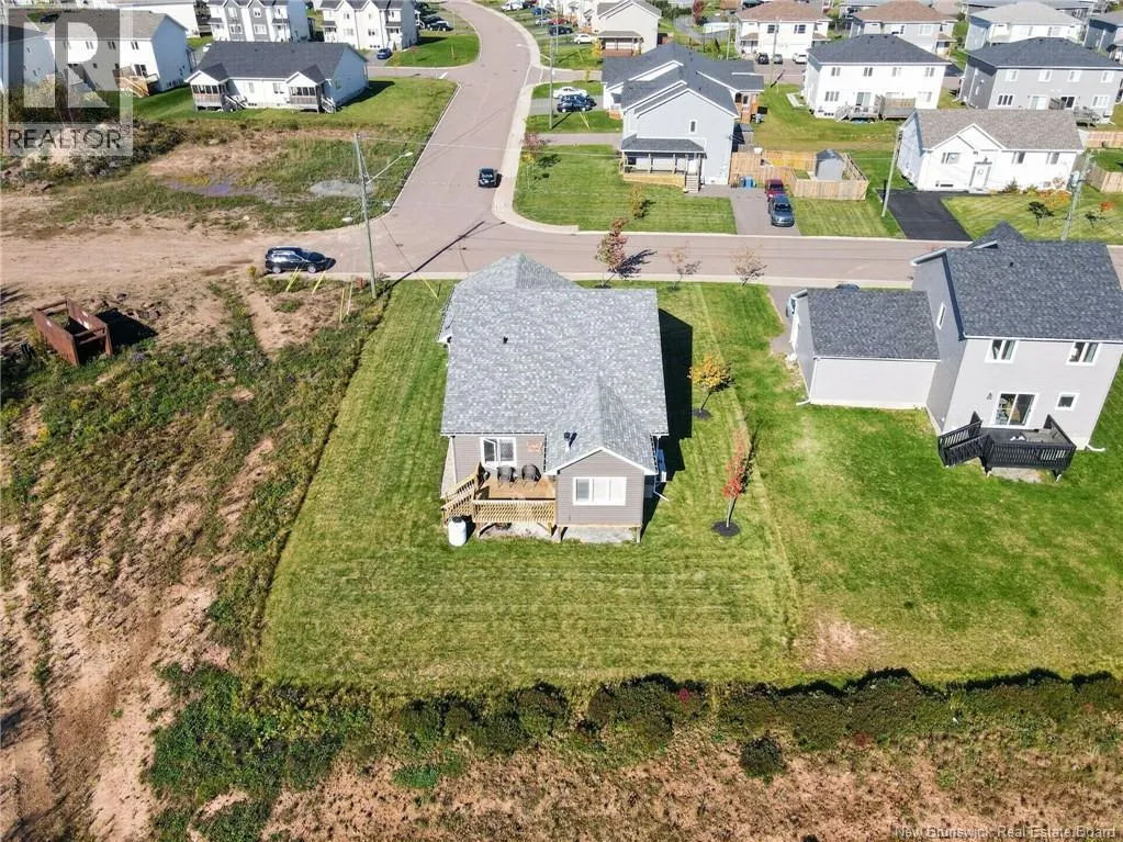 36 Luxor Drive