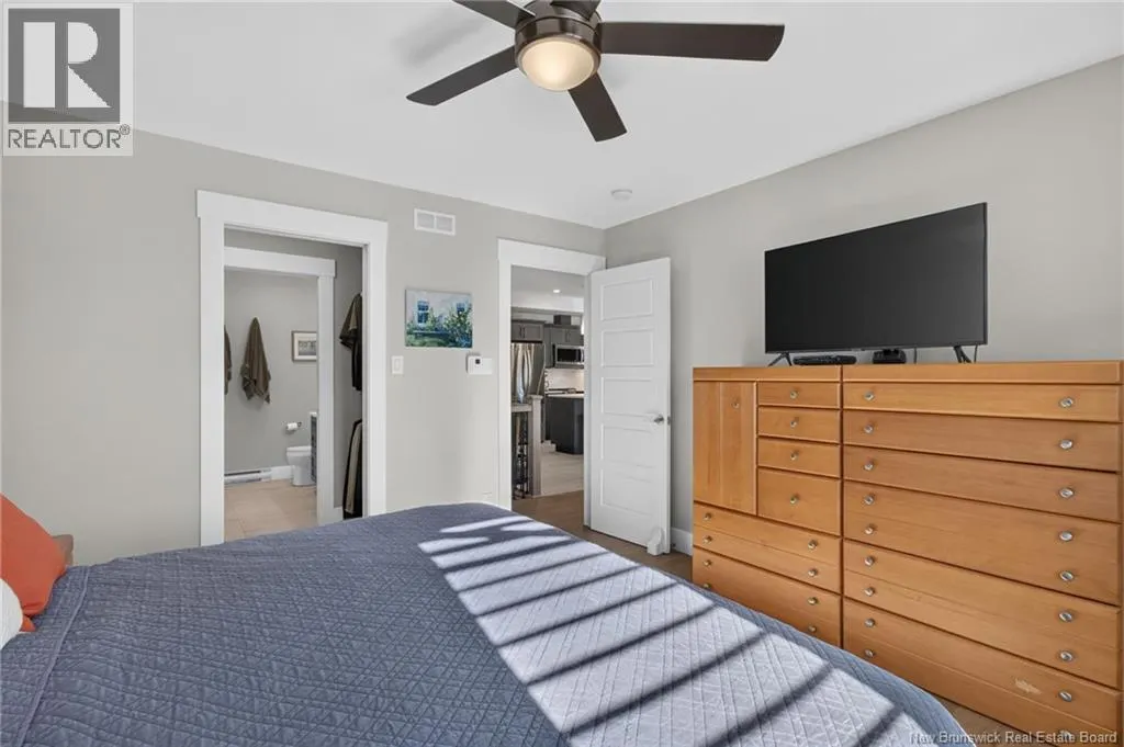 36 Luxor Drive