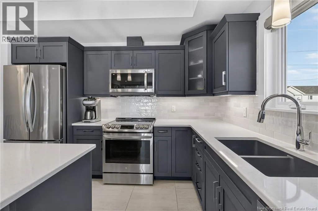 36 Luxor Drive