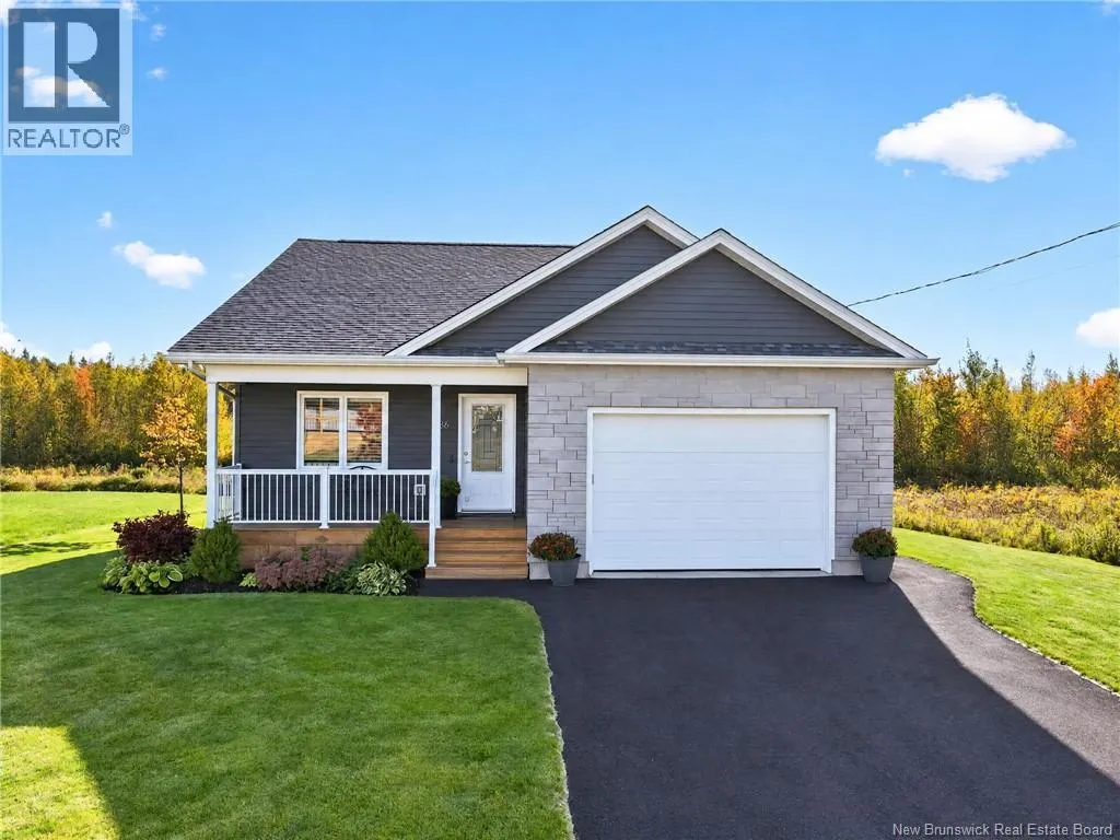 36 Luxor Drive