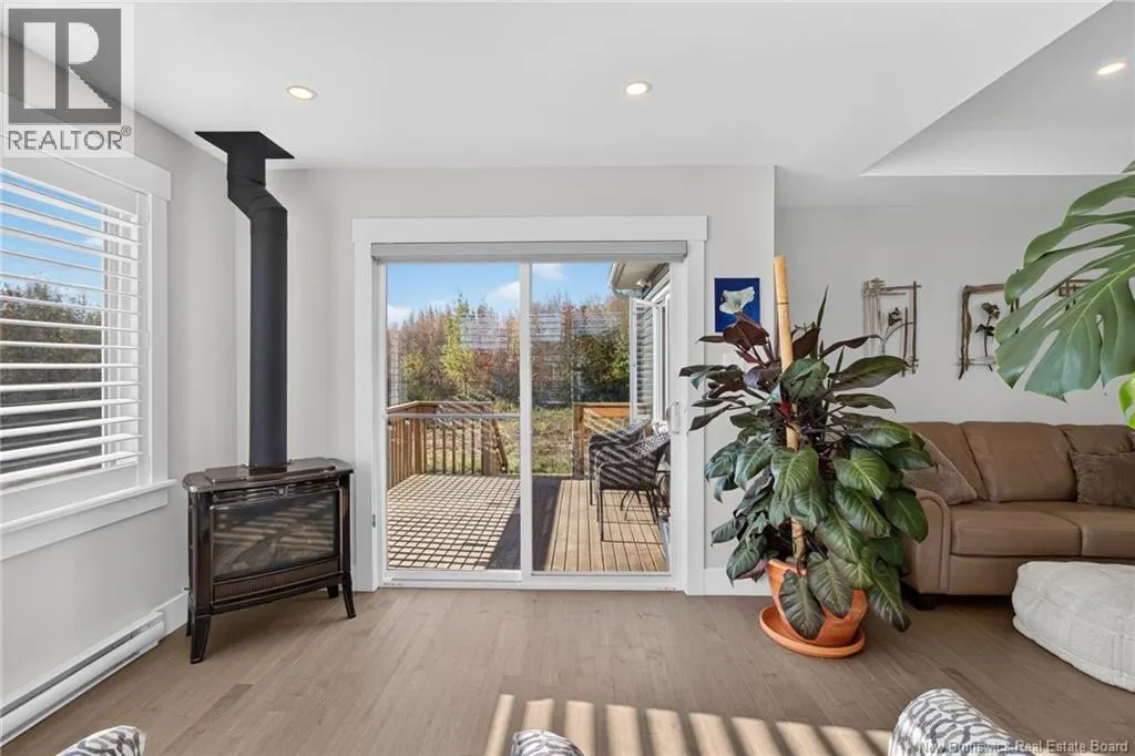 36 Luxor Drive