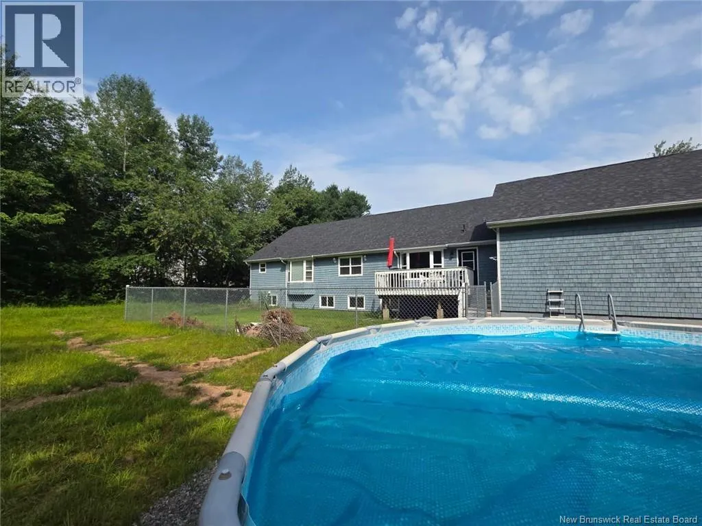 32 Riverbend