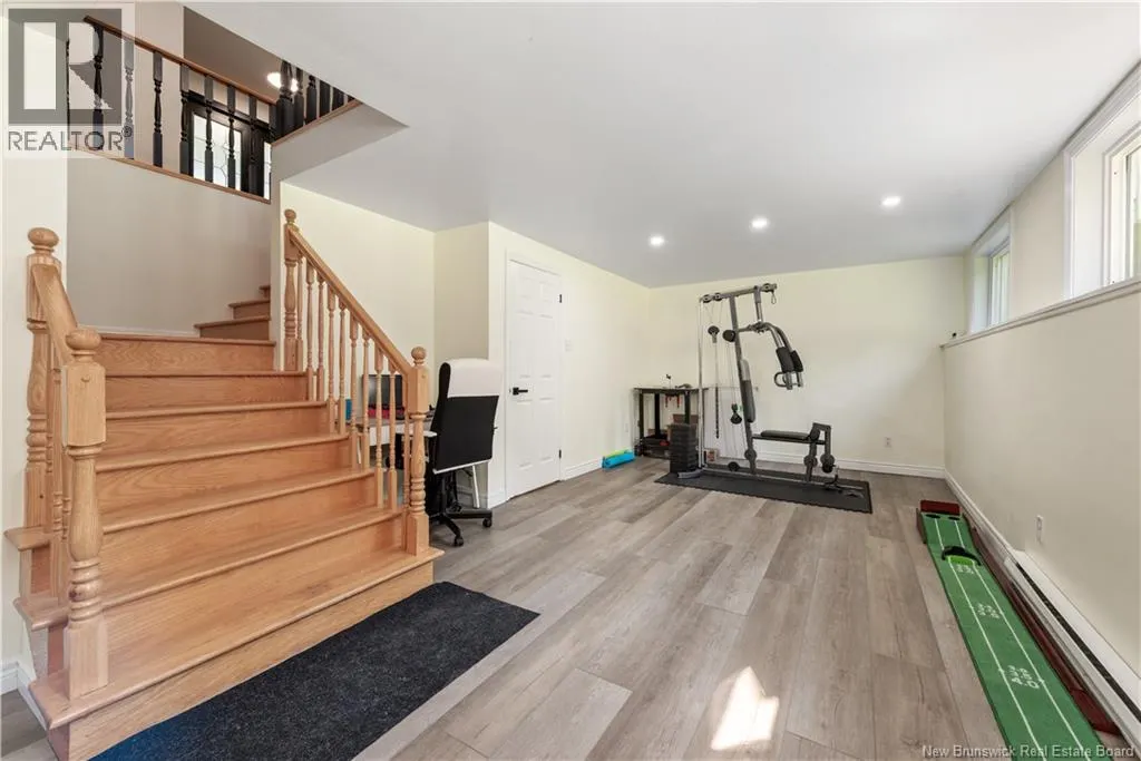 32 Riverbend