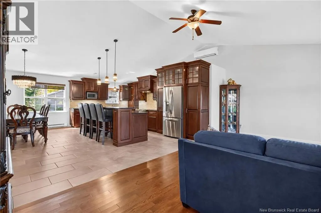 33 Chad Crescent