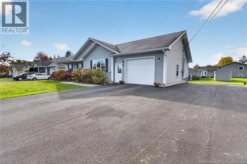 33 Chad Crescent