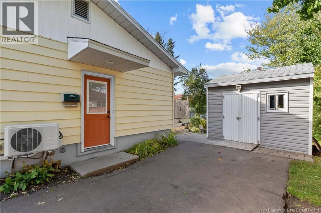 35 Lindsay Street
