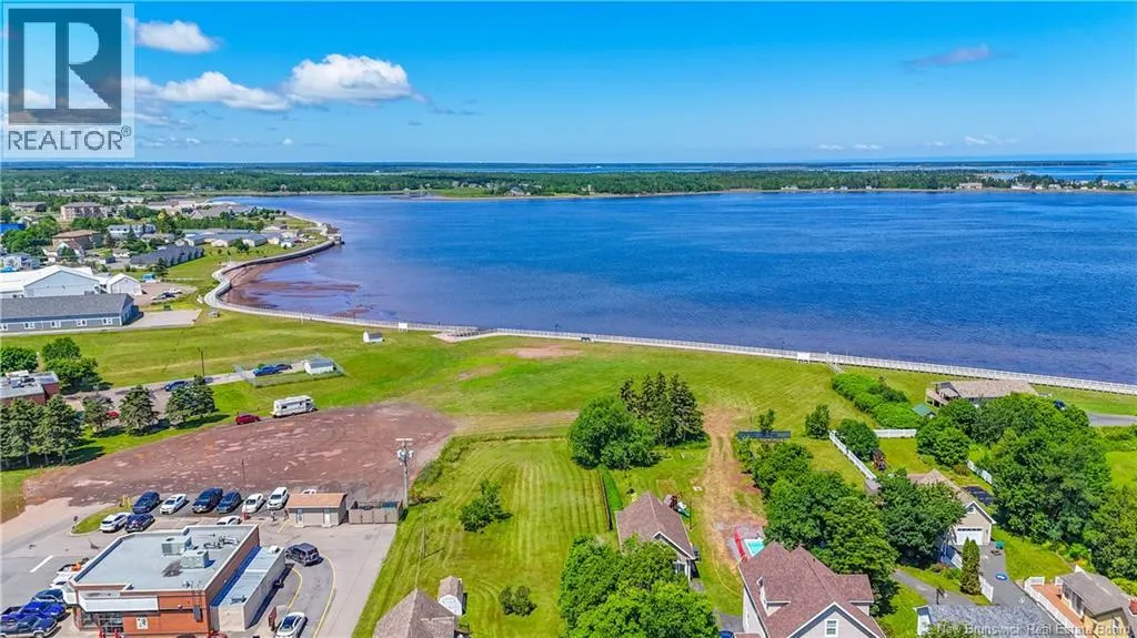 204 JD Gauthier Boulevard