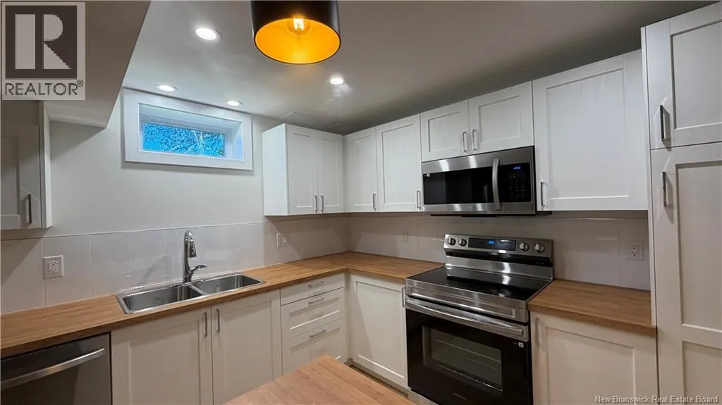 441 Woolastook Drive Unit# B
