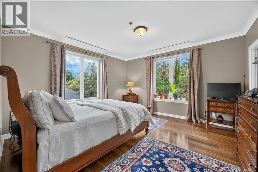 1 Southview Lane Unit# 201