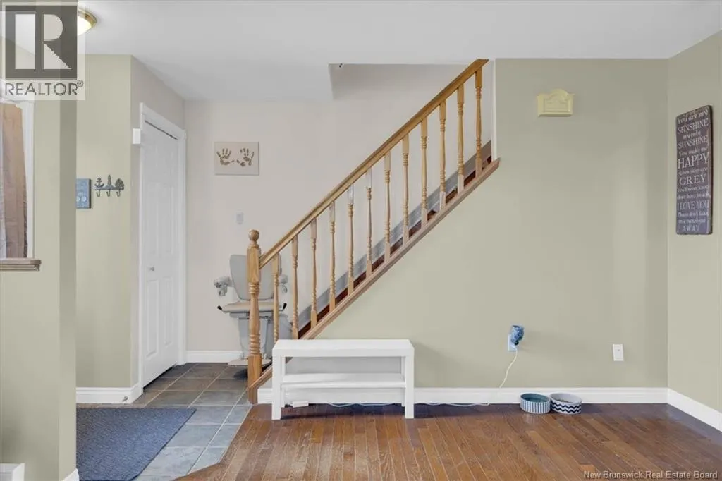 193 King St West