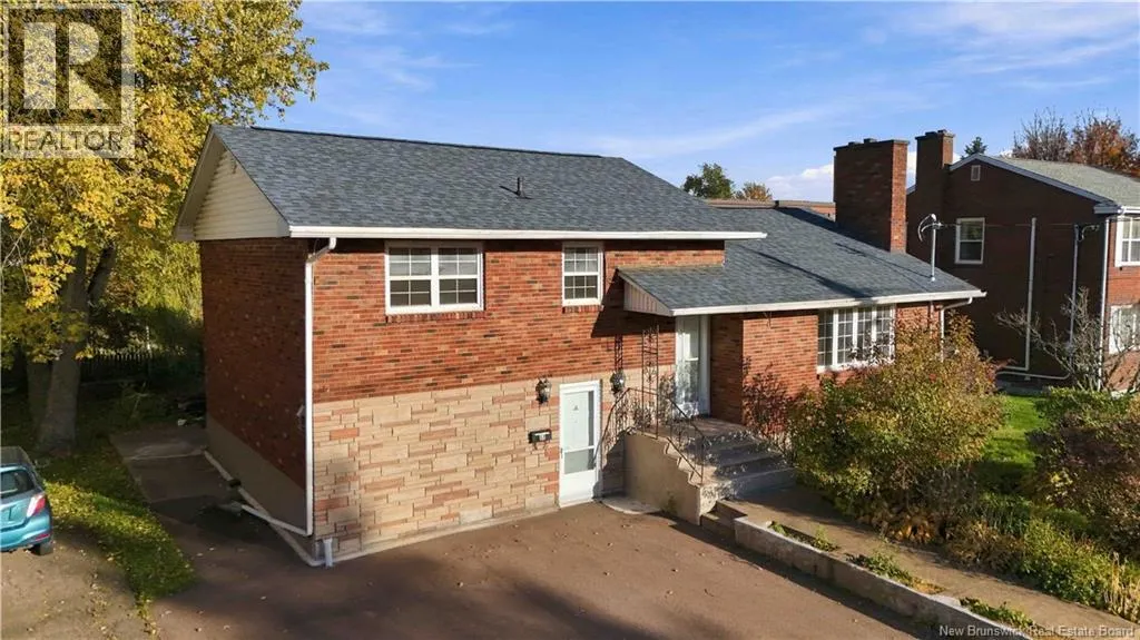 53 MacBeath Avenue