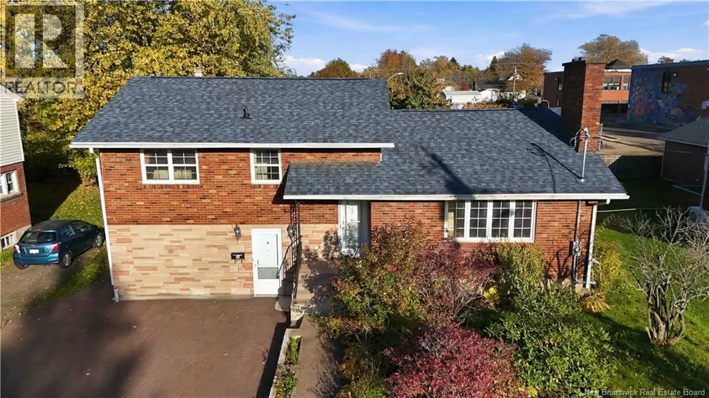 53 MacBeath Avenue