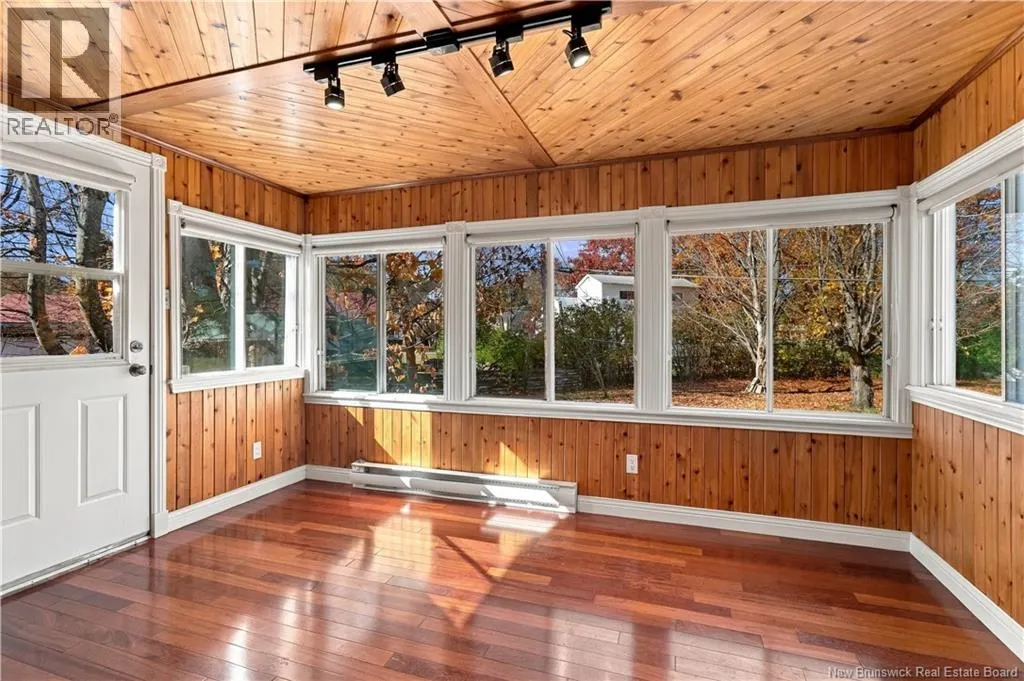 31 Robinson Drive
