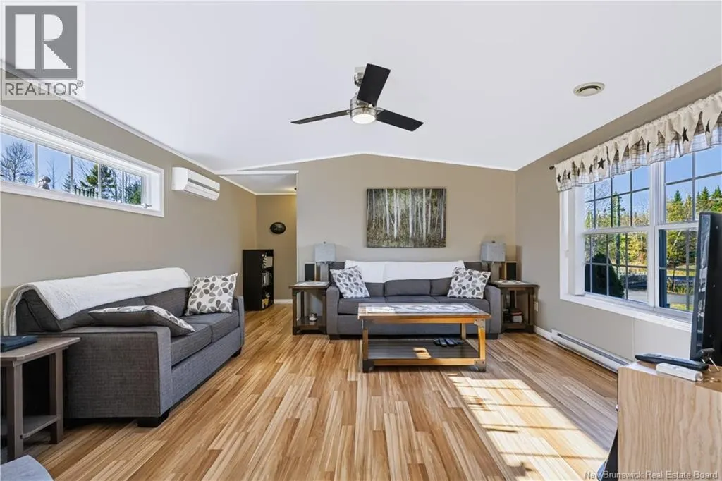 34 Wendy Crescent