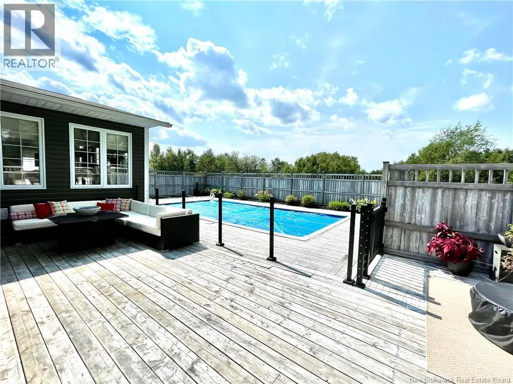 615 Rockland Road