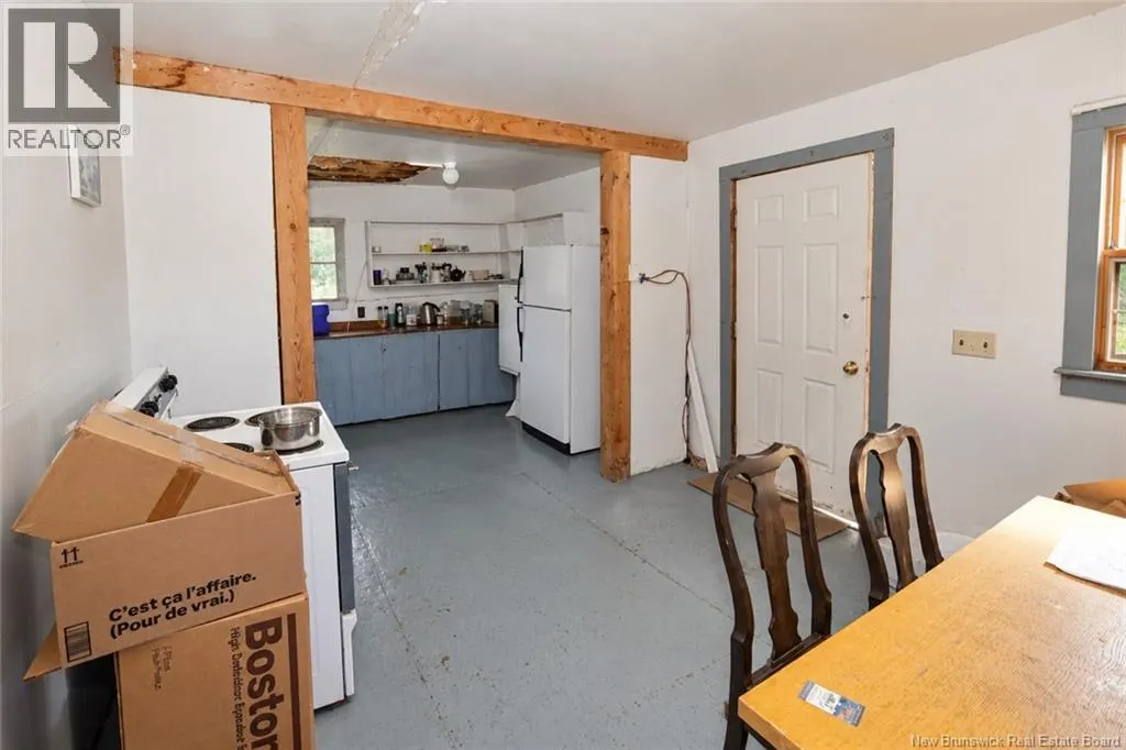 112 White Head Road