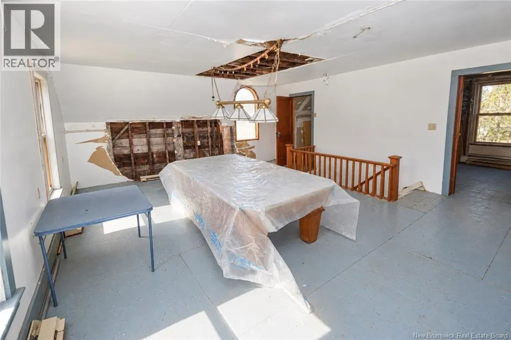 112 White Head Road