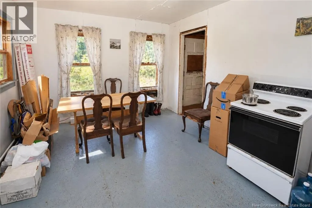 112 White Head Road