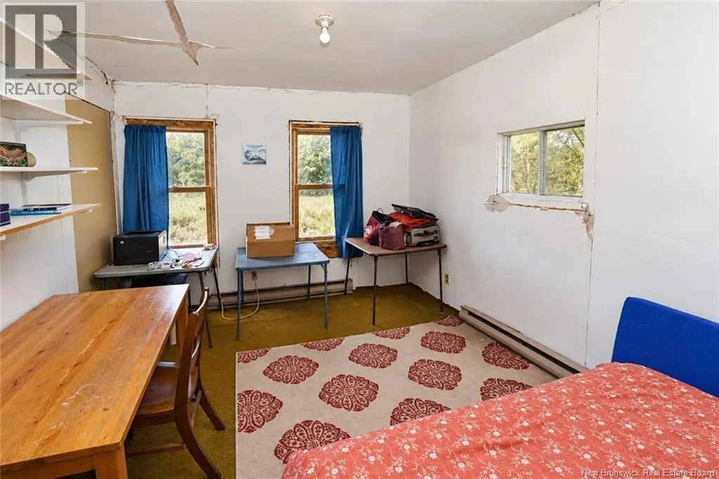 112 White Head Road