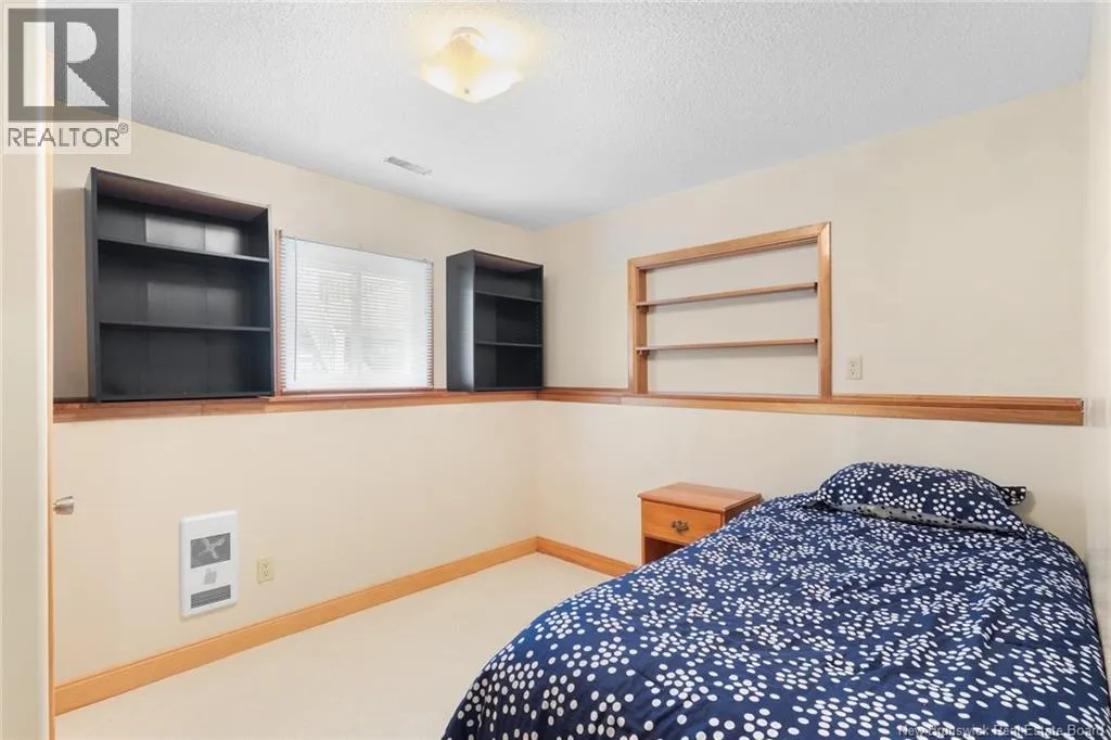 15 Lilac Crescent