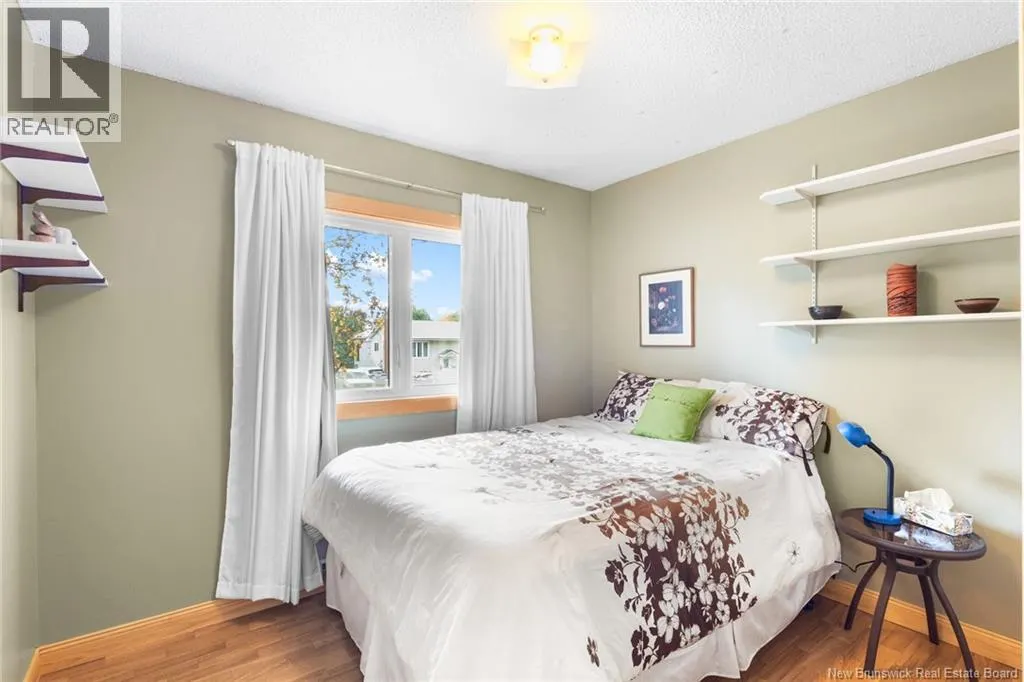 15 Lilac Crescent