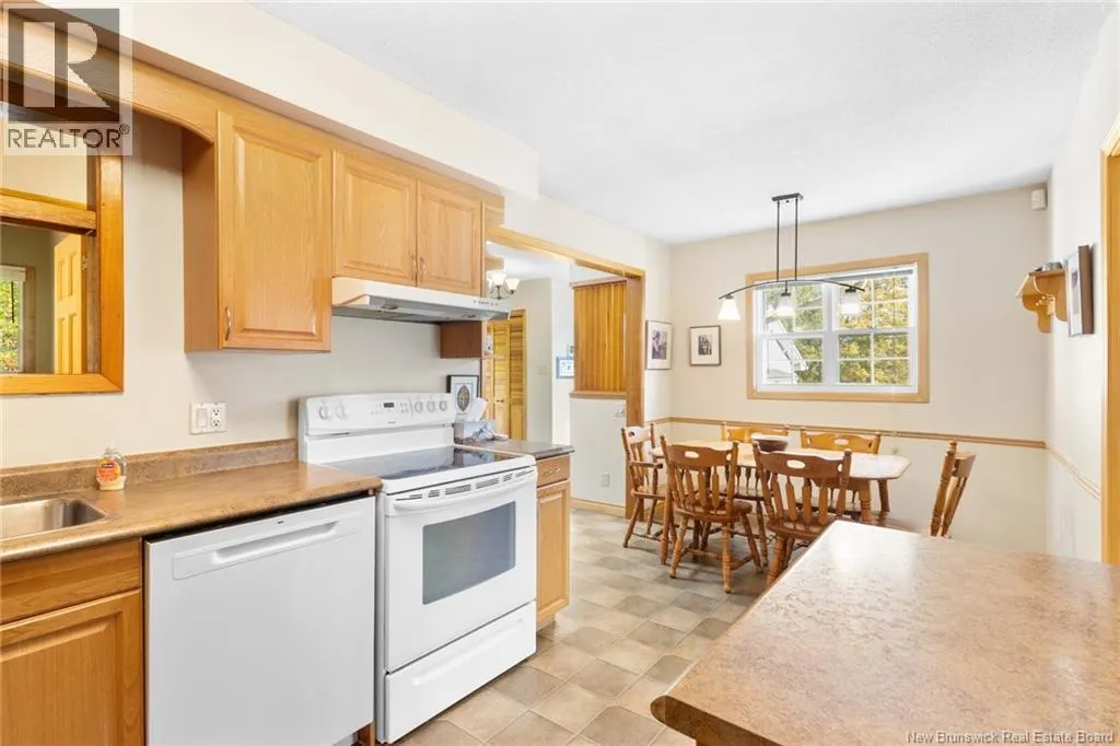 15 Lilac Crescent