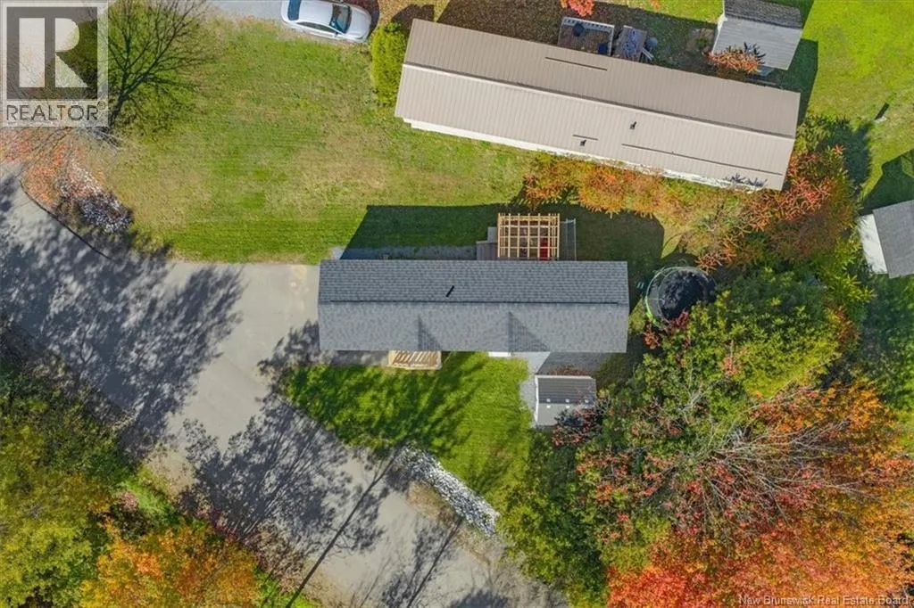 83 Holly Lane