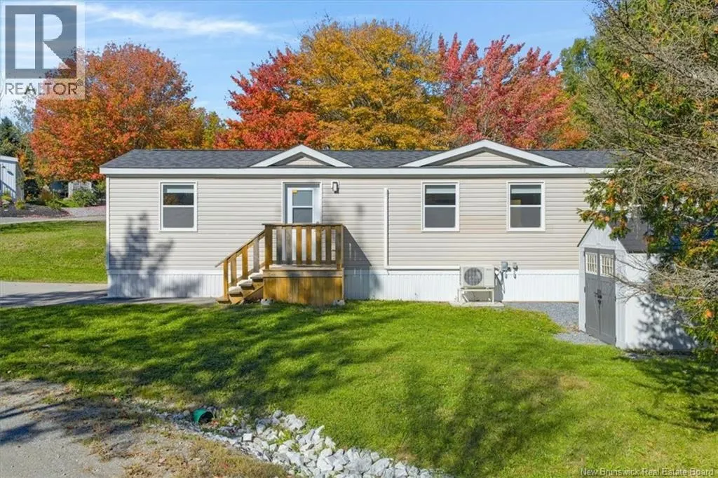 83 Holly Lane