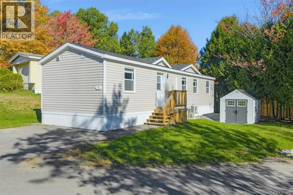 83 Holly Lane