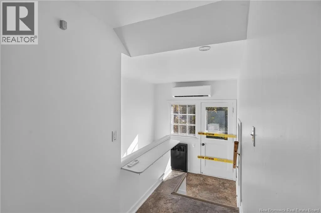 28 Dufferin Street
