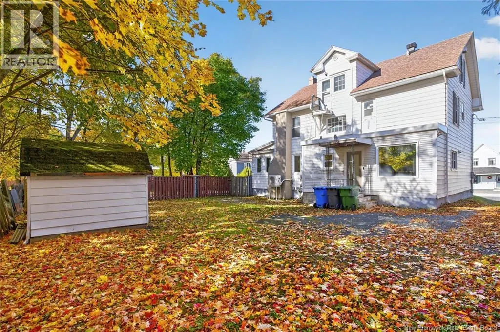 28 Dufferin Street