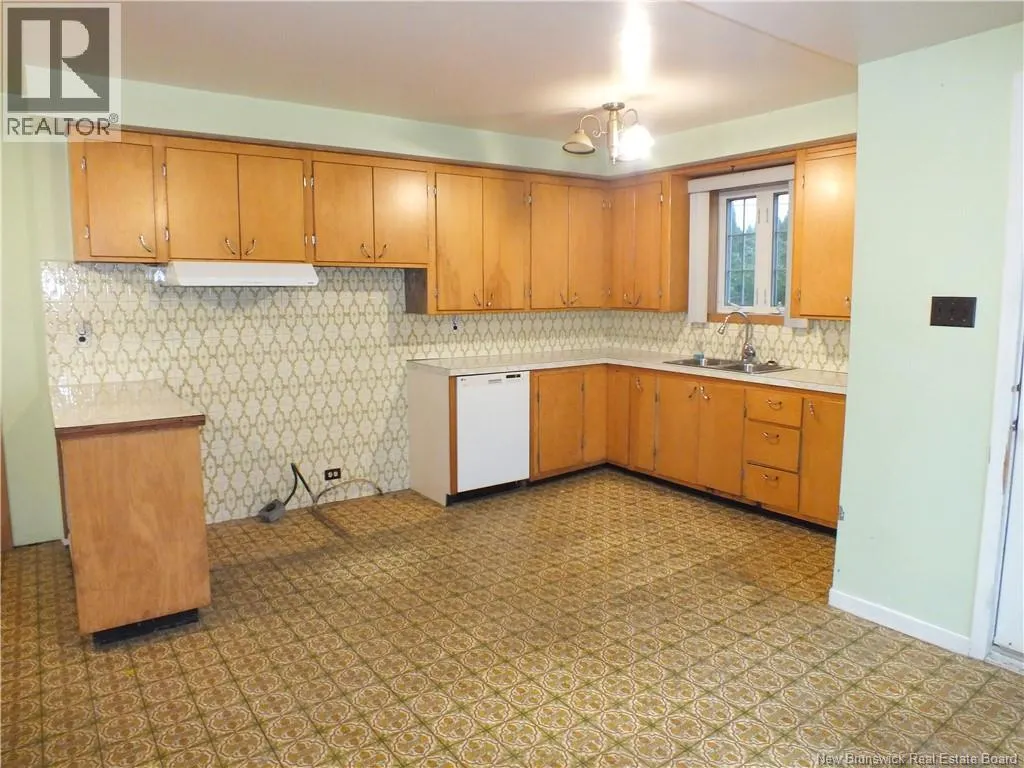 533 Broadway Boulevard West